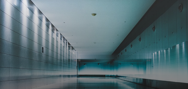 تطوير الأنظمة والبنية التحتية